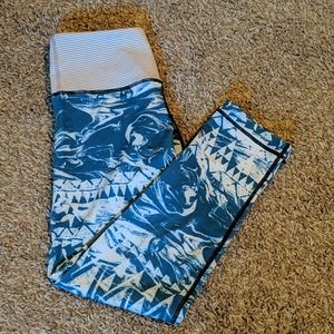 Vuori Crop Leggings